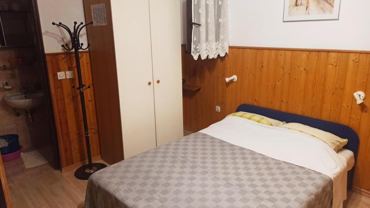 App Sabolic Apartment Umag Exterior photo
